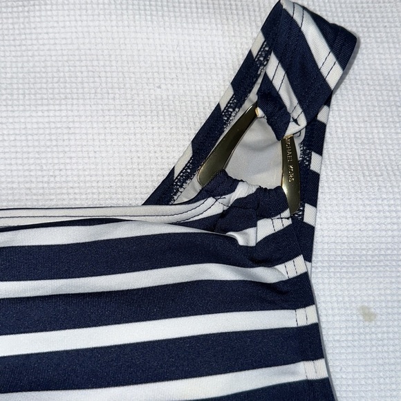 Michael Kors Striped One shoulder Swimming Suit size 6 Navy and white - Picture 5 of 15